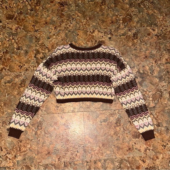 Aeropostale Women’s Brown Cream Fair Isle Cropped Crew Sweater Size Medium - Picture 4 of 10